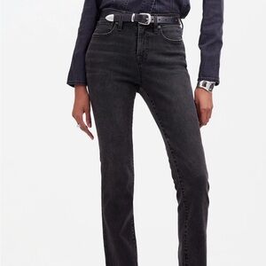 Madewell Women's Mid Rise Stovepipe Jeans in Armand Wash Raw Hem